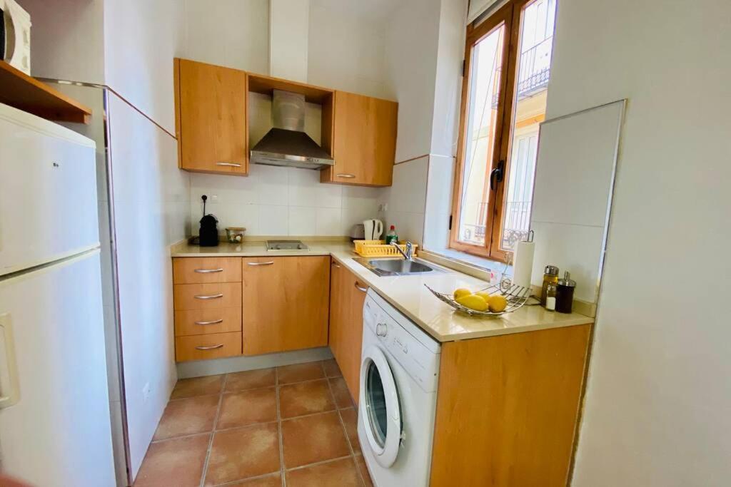 Ferienwohnung Acogedor Loft En Centro Historico Valencia Exterior foto