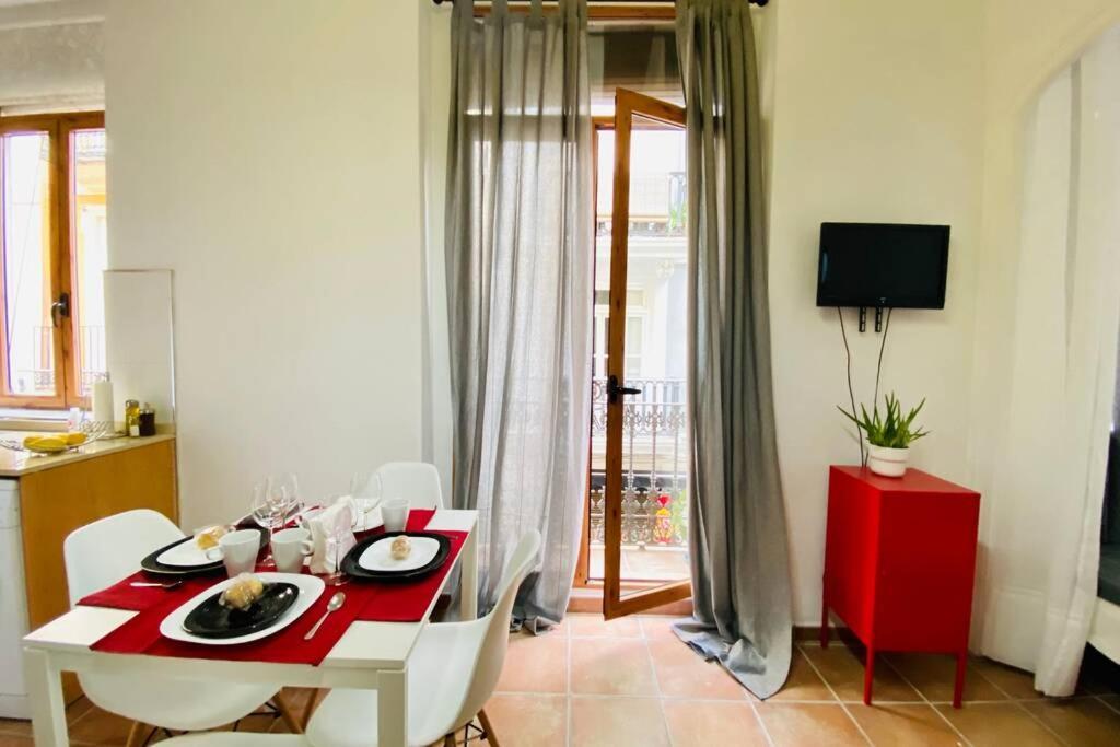 Ferienwohnung Acogedor Loft En Centro Historico Valencia Exterior foto